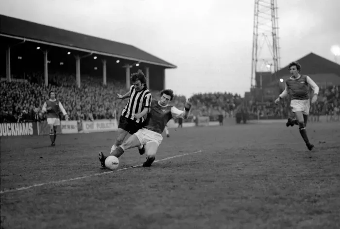 Framed Print : English FA Cup Third round match. Notts County 0 v Arsenal 1 Framed Print : English FA Cup Third round match. Notts County 0 v Arsenal 1