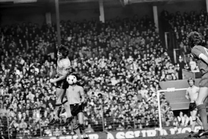 Framed Print : English League Division One match at Anfield. Liverpool 1 v Sunderland 0 Framed Print : English League Division One match at Anfield. Liverpool 1 v Sunderland 0