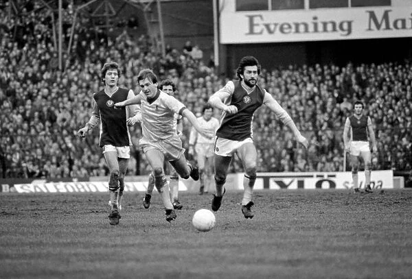 English League Division One match. Aston Villa 0 v Liverpool 3. January 1982 MF05-15-040