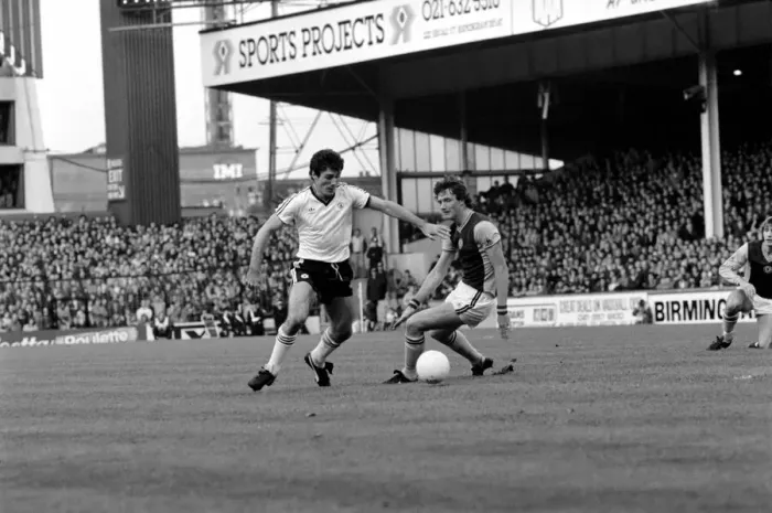 Framed Print : English League Division One match. Aston Villa 2 v Manchester United 1 Framed Print : English League Division One match. Aston Villa 2 v Manchester United 1