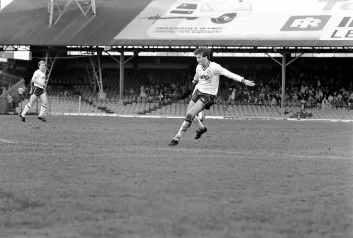 Framed Print : English League Division Two match. Bolton Wanderers 0 v Chelsea 1. May 1983 MF11-27-027 Framed Print : English League Division Two match. Bolton Wanderers 0 v Chelsea 1. May 1983 MF11-27-027