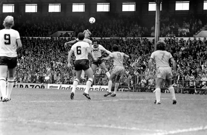 Framed Print : English League Division Two match. Bolton Wanderers 3 v Newcastle United 1