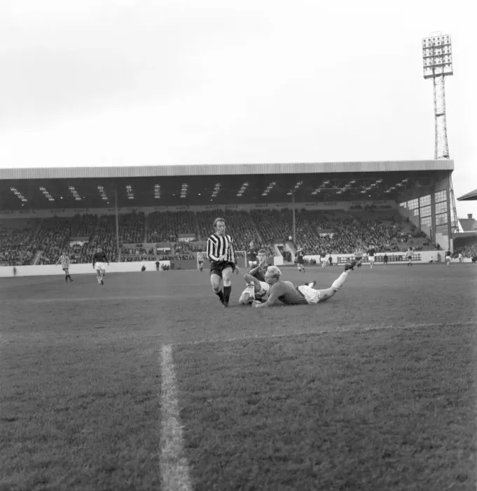Framed Print : English League Division One match. Burnley 0 v Newcastle United 1