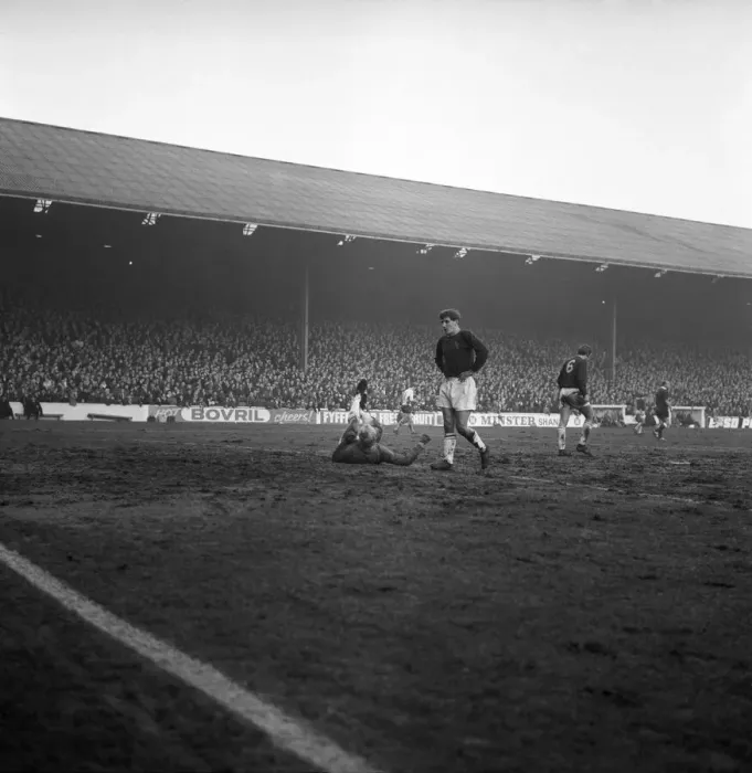 Framed Print : English League Division One match. Burnley v. Liverpool Framed Print : English League Division One match. Burnley v. Liverpool