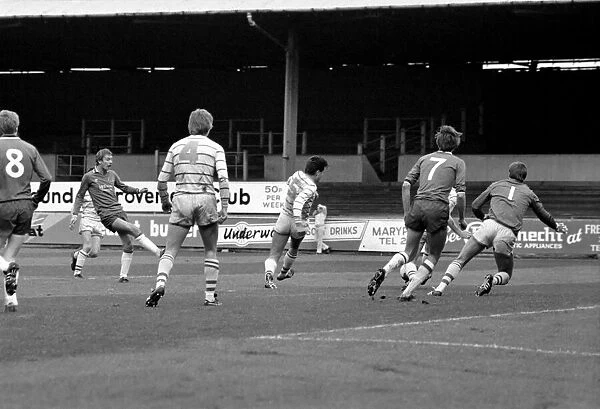 English League Division Two match. Carlisle 0 v Chelsea 0. October 1983 MF12-10-009