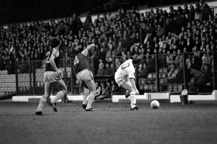 Framed Print : English League Division One match at Elland Road. Leeds United 3 v West Ham United 3