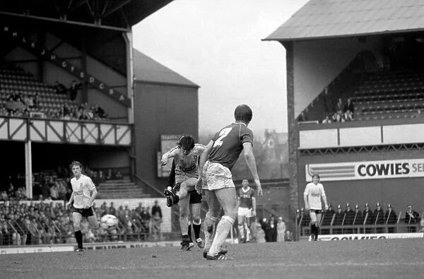 English League Division One match. Everton 1 v Ipswich Town 1. May 1983 MF11-28-127