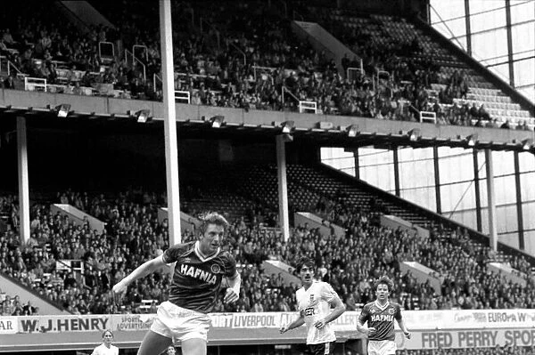 English League Division One match. Everton 1 v Ipswich Town 1. May 1983 MF11-28-117