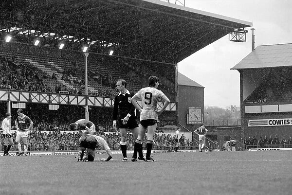English League Division One match. Everton 1 v Ipswich Town 1. May 1983 MF11-28-098