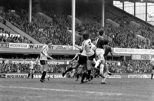 English League Division One match. Everton 1 v Ipswich Town 1. May 1983 MF11-28-053