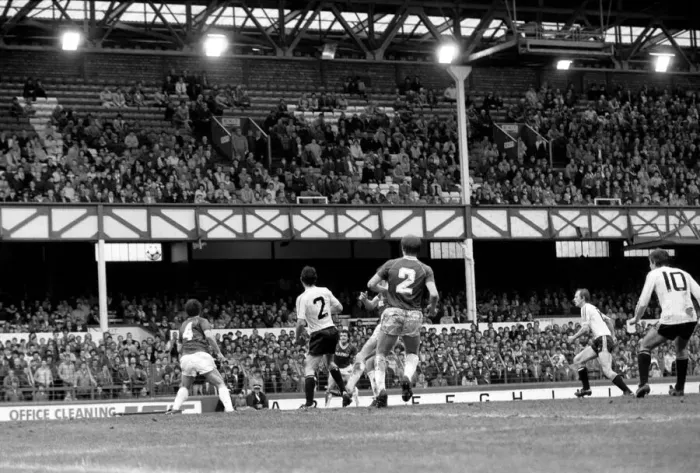 Framed Print : English League Division One match. Everton 1 v Ipswich Town 1. May 1983 MF11-28-125