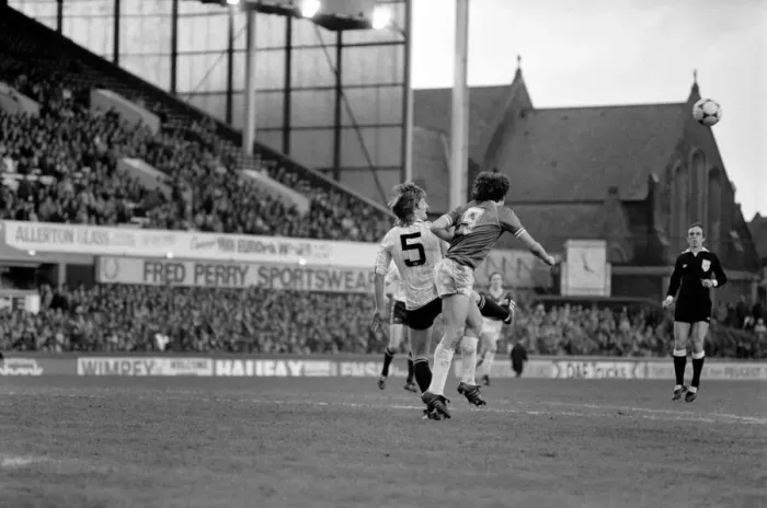 Framed Print : English League Division One match. Everton 1 v Ipswich Town 1. May 1983 MF11-28-002