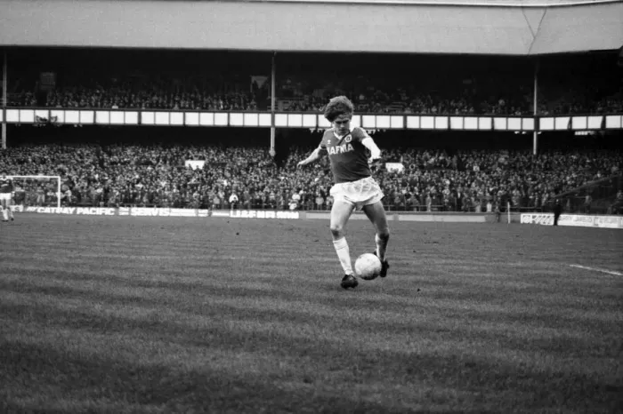 Framed Print : English League Division One match at Goodison Park. Everton 0 v Stoke City 0 Framed Print : English League Division One match at Goodison Park. Everton 0 v Stoke City 0
