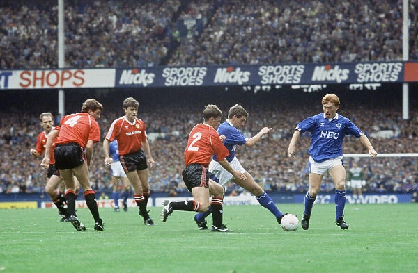 English League Division One match at Goodison Park. Everton 3 v Manchester United 2