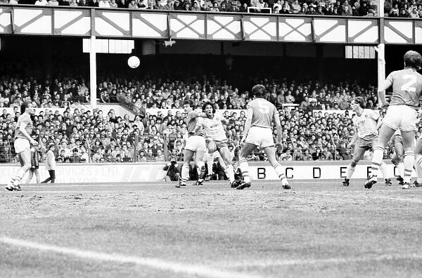 English League Division One match at Goodison Park. Everton 3 v Norwich City 0