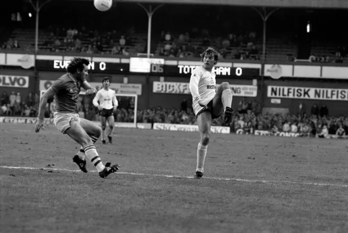 Framed Print : English League Division One match at Goodison Park Everton 2 v Tottenham Hotspur 1