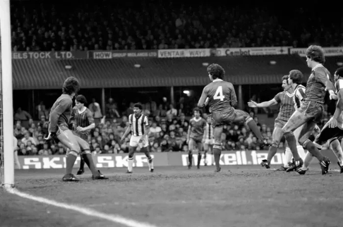 Framed Print : English League Division One match at The Hawthorns. West Bromwich Albion 0 v Liverpool 1