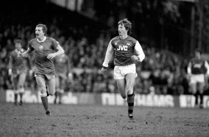 Framed Print : English League Division One match at Highbury. Arsenal 2 v Swansea City 1
