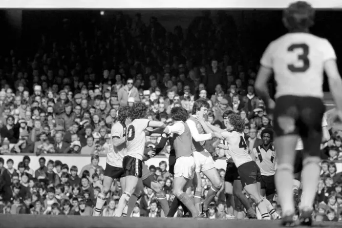 Framed Print : English League Division One match at Highbury. Arsenal 1 v Crystal Palace 1 Framed Print : English League Division One match at Highbury. Arsenal 1 v Crystal Palace 1