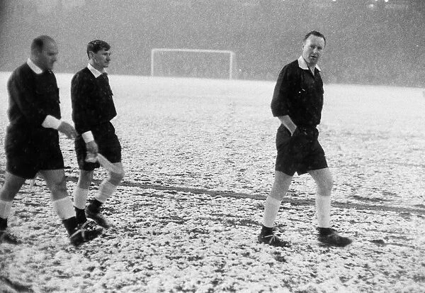 English League Division One match at Highbury, abandoned due to heavy snow