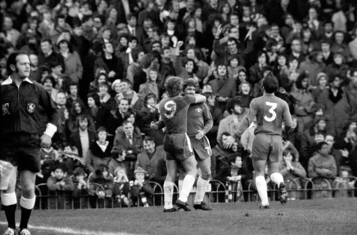 Framed Print : English League Division One match at Highbury Arsenal 1 v Chelsea 2