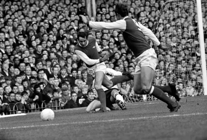 Framed Print : English League Division One match at Highbury Arsenal 4 v Derby County 0