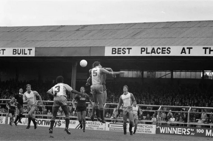 Framed Print : English League Division Three match at Home Park. Plymouth Argyle 0 -1 Reading Framed Print : English League Division Three match at Home Park. Plymouth Argyle 0 -1 Reading