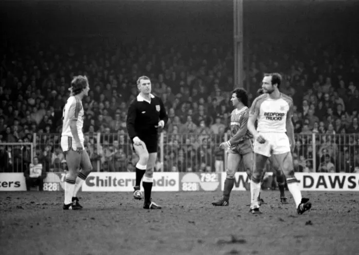 Framed Print : English League Division One match at Kenilworth Road. Luton Town 0 v Liverpool 0