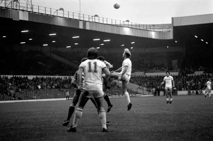 Framed Print : English League Division Two match. Leeds United 1 v Charlton Athletic 2 Framed Print : English League Division Two match. Leeds United 1 v Charlton Athletic 2