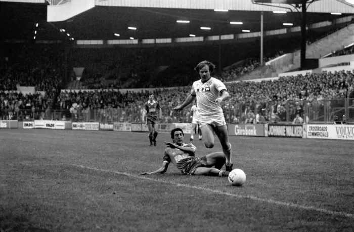 Framed Print : English League Division Two match. Leeds United 1 v Charlton Athletic 2 Framed Print : English League Division Two match. Leeds United 1 v Charlton Athletic 2