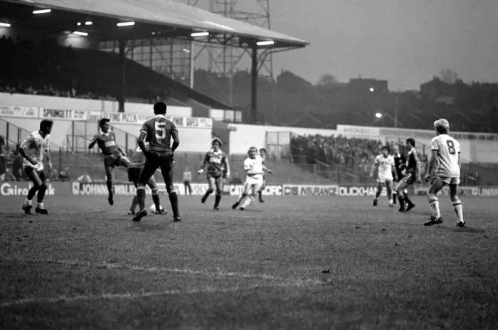 Framed Print : English League Division Two match. Leeds United 1 v Charlton Athletic 2 Framed Print : English League Division Two match. Leeds United 1 v Charlton Athletic 2
