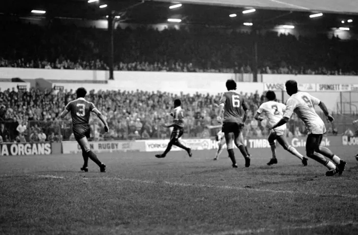 Framed Print : English League Division Two match. Leeds United 1 v Charlton Athletic 2 Framed Print : English League Division Two match. Leeds United 1 v Charlton Athletic 2