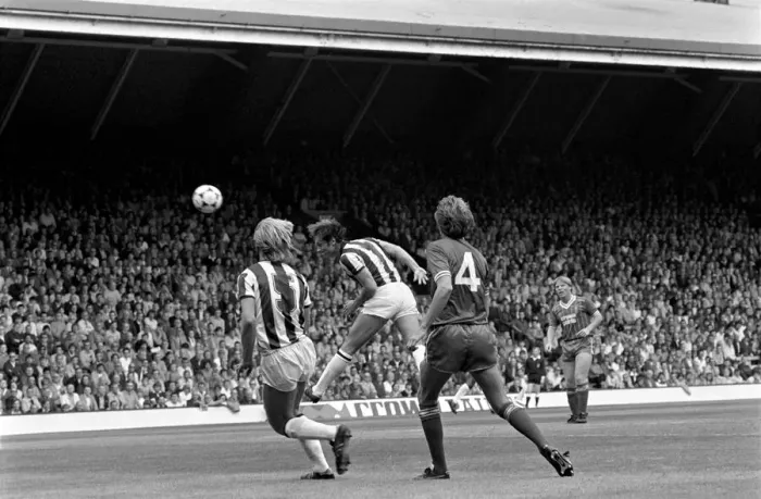 Framed Print : English League Division One match. Liverpool 2 v West Bromwich Albion 0 Framed Print : English League Division One match. Liverpool 2 v West Bromwich Albion 0