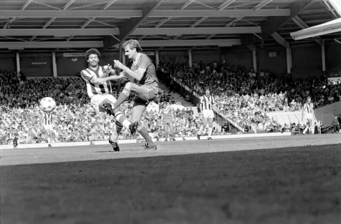 Framed Print : English League Division One match. Liverpool 2 v West Bromwich Albion 0 Framed Print : English League Division One match. Liverpool 2 v West Bromwich Albion 0