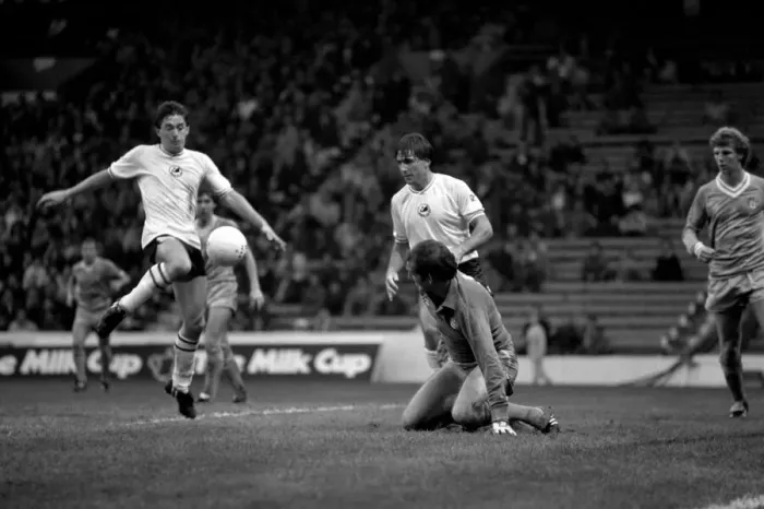 Framed Print : English League Division One match at Maine Road. Manchester City 2 v Swansea 1