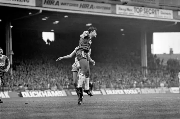 Framed Print : English League Division One match at Maine Road. Manchester City 3 v Middlesbrough 2 Framed Print : English League Division One match at Maine Road. Manchester City 3 v Middlesbrough 2