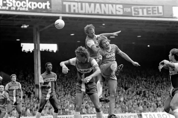 Framed Print : English League Division One match at Maine Road Manchester City 3 v Coventry City 2