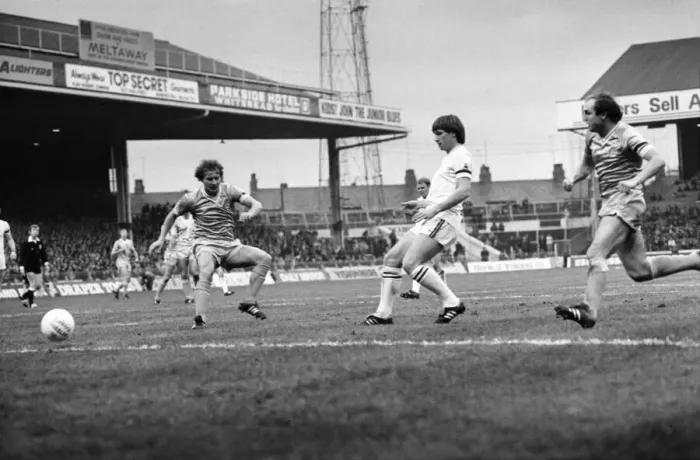 Framed Print : English League Division One match. Manchester City 1 v Aston Villa 0