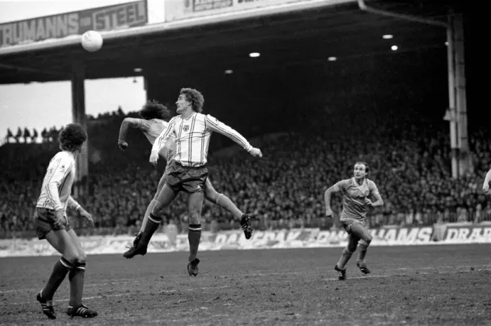 Framed Print : English League Division One match. Manchester City 2 v Sunderland 3 Framed Print : English League Division One match. Manchester City 2 v Sunderland 3
