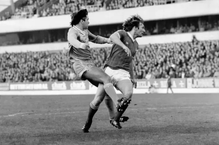 Framed Print : English League Division One match. Nottingham Forest 3 v Manchester City 0 Framed Print : English League Division One match. Nottingham Forest 3 v Manchester City 0
