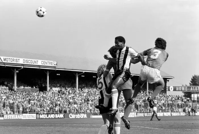 Framed Print : English League Division One match. Notts County 1 v Everton 0