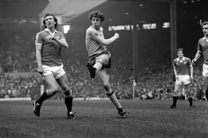 Framed Print : English League Division One match at Old Trafford. Manchester United 0 v Sunderland 0 Framed Print : English League Division One match at Old Trafford. Manchester United 0 v Sunderland 0