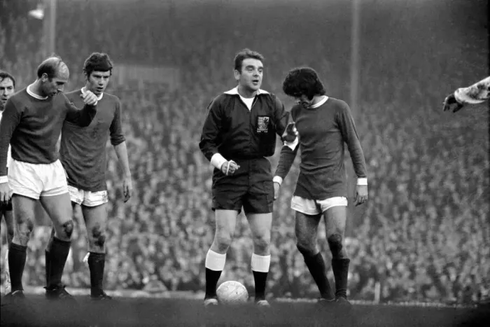 Framed Print : English League Division One Match at Old Trafford. Manchester United 3 v Tottenham