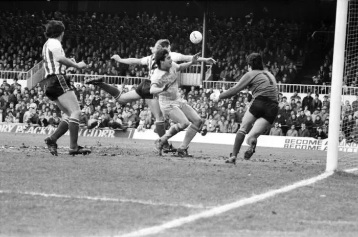 Framed Print : English League Division match at Roker Park. Sunderland 0 v Liverpool 0. February 1984 Framed Print : English League Division match at Roker Park. Sunderland 0 v Liverpool 0. February 1984