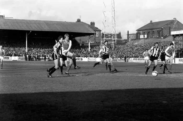 Framed Print : English League Division Two Match. Rotherham United 0 v Newcastle United 0