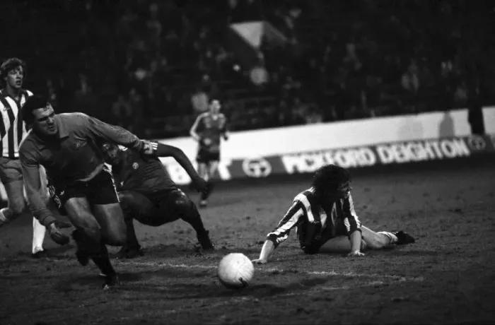 Framed Print : English League Division Two match. Sheffield Wednesday 1 v Queens Park Rangers 3