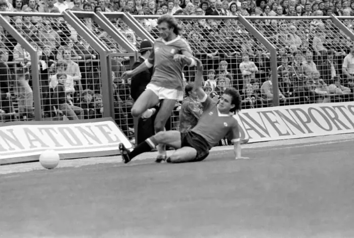 Framed Print : English League Division One match at St. Andrews. Birmingham City 0 v Manchester United 0
