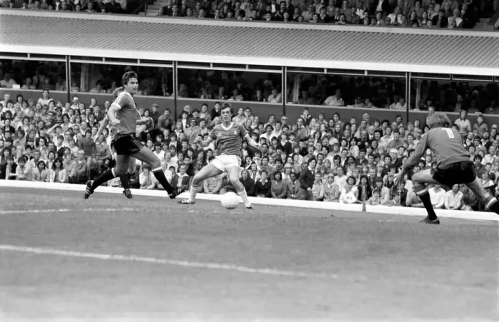 Framed Print : English League Division One match at St. Andrews. Birmingham City 0 v Manchester United 0 Framed Print : English League Division One match at St. Andrews. Birmingham City 0 v Manchester United 0