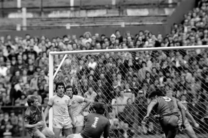 Framed Print : English League Division Two match at Stamford Bridge. Chelsea 0 v Leeds United 0 Framed Print : English League Division Two match at Stamford Bridge. Chelsea 0 v Leeds United 0