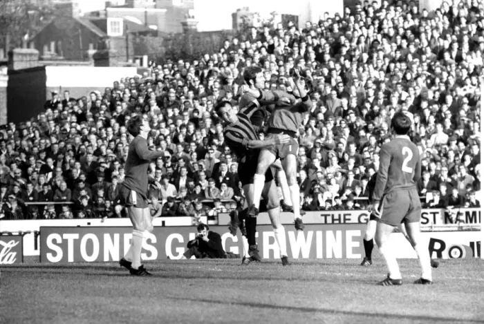 Framed Print : English League Division One match at Stamford Bridge Chelsea 1 v Coventry City 0 Framed Print : English League Division One match at Stamford Bridge Chelsea 1 v Coventry City 0